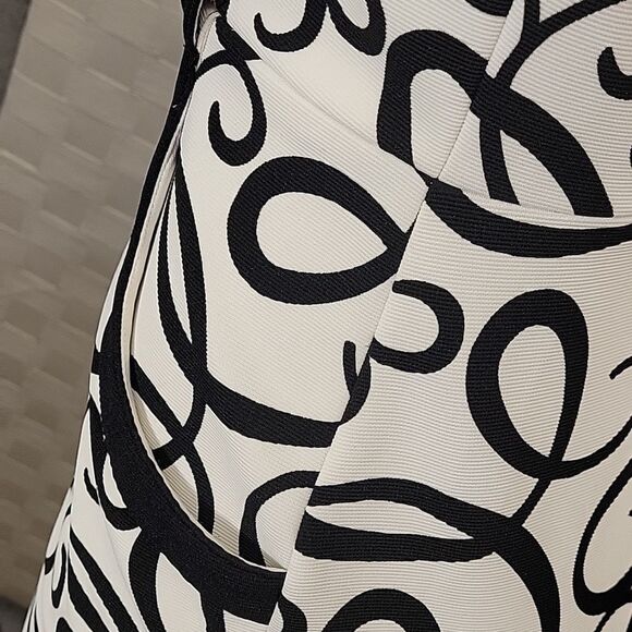 LONDON ROUND NECK SLEEVELESS HIDDEN ZIPPER WOMAN DRESS - Picture 11 of 16